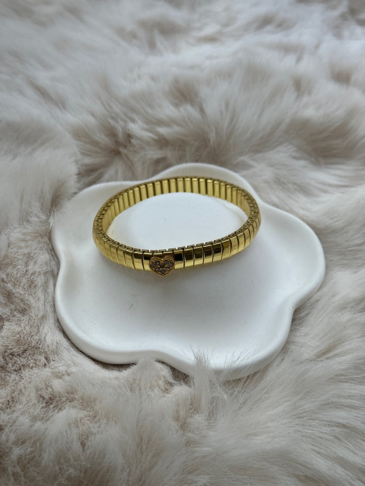 Pulseira elástica de coração