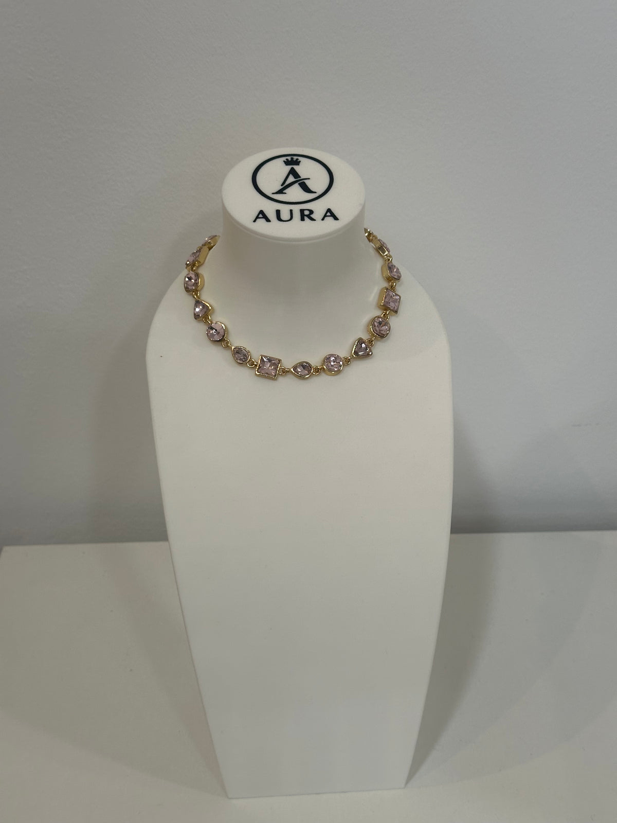 Colar pedras rosa