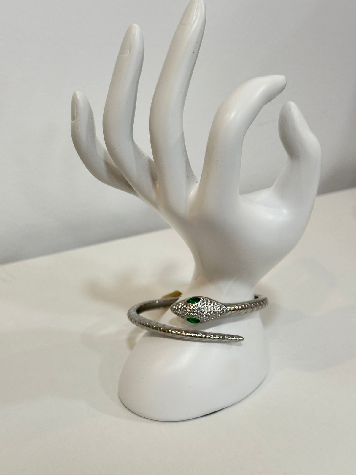Bracelete cobra com brilhantes