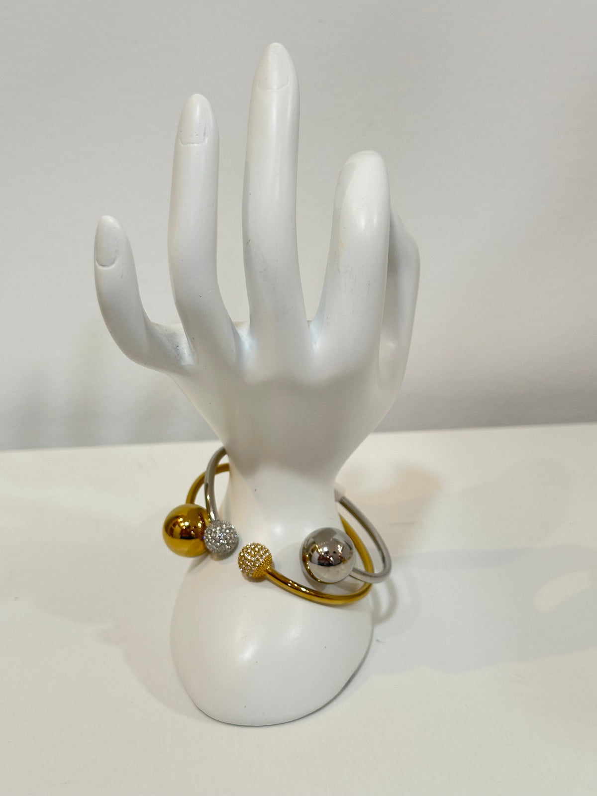 Bracelete bolas com brilhantes
