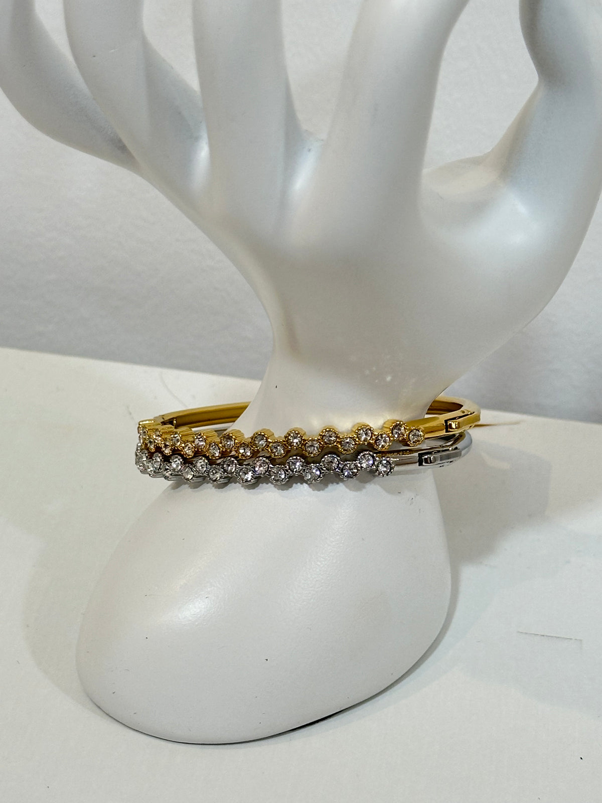 Bracelete com brilhantes