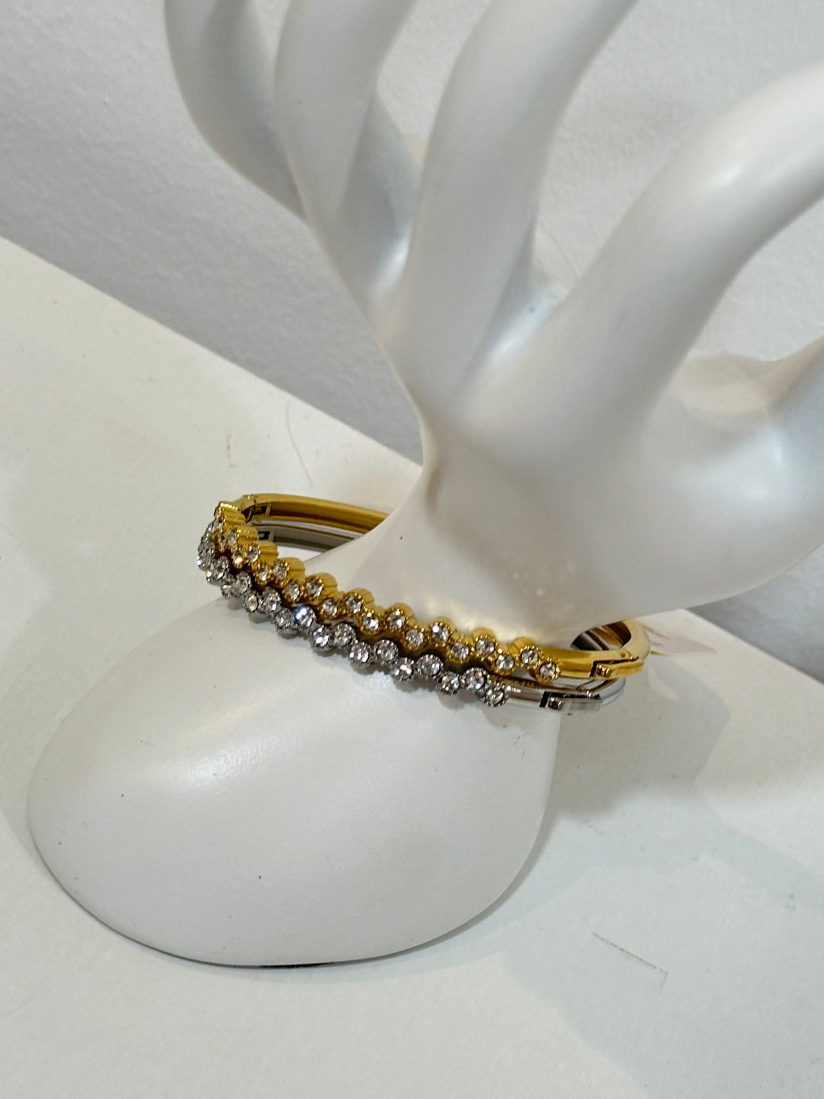 Bracelete com brilhantes