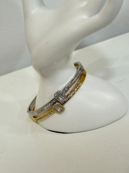 Bracelete com brilhantes