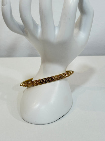 Bracelete com brilhantes castanho
