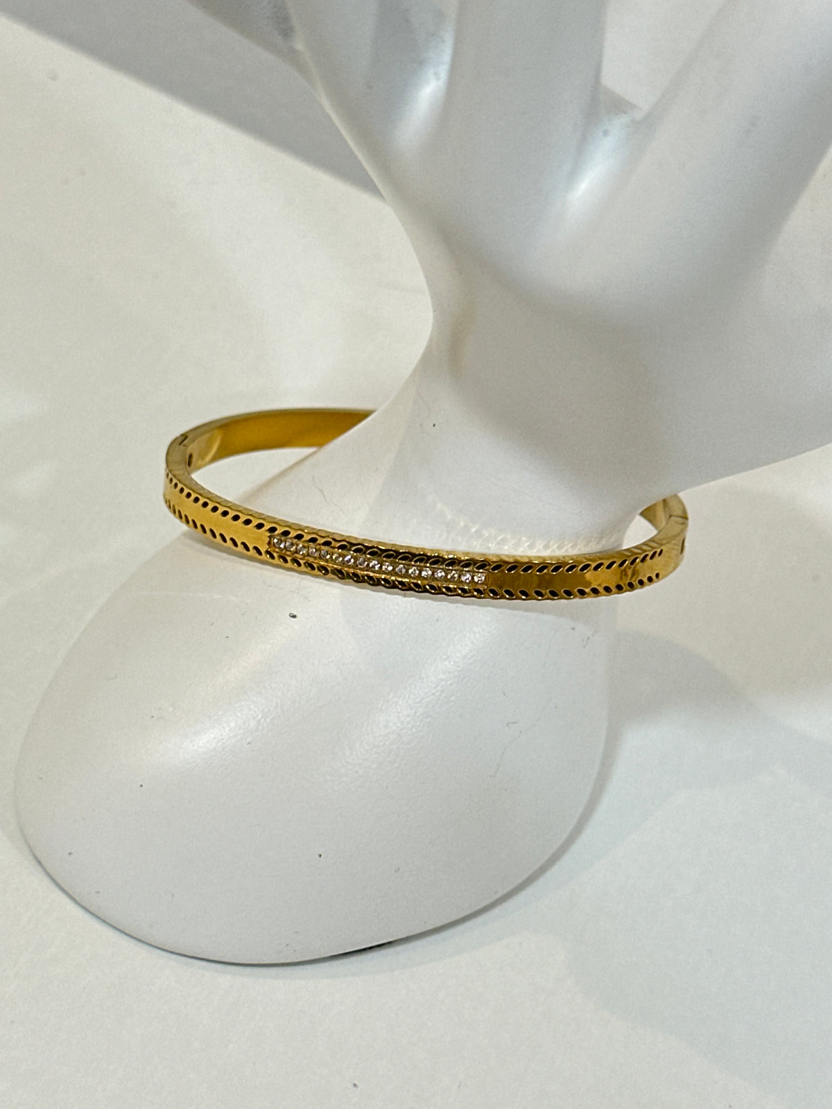 Bracelete com pedras