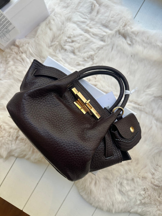 Mala tiracolo Com mini bag e detalhe dourado