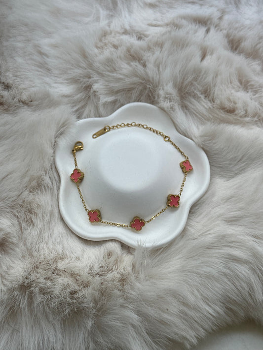 Pulseira trevo rosa