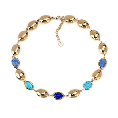 Colar dourado com pedras