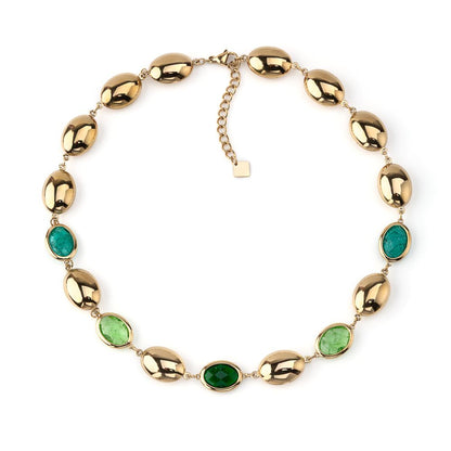 Colar dourado com pedras